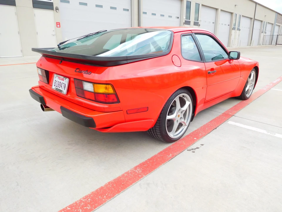 1986 Porsche 944 Turbo - Image 30 of 31