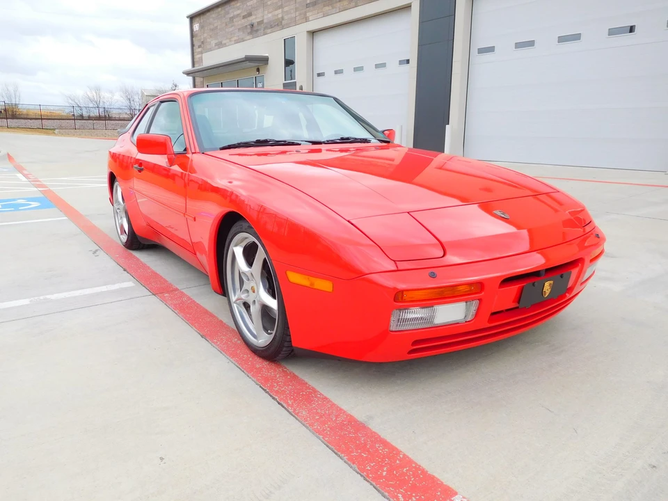 1986 Porsche 944 Turbo - Image 28 of 31