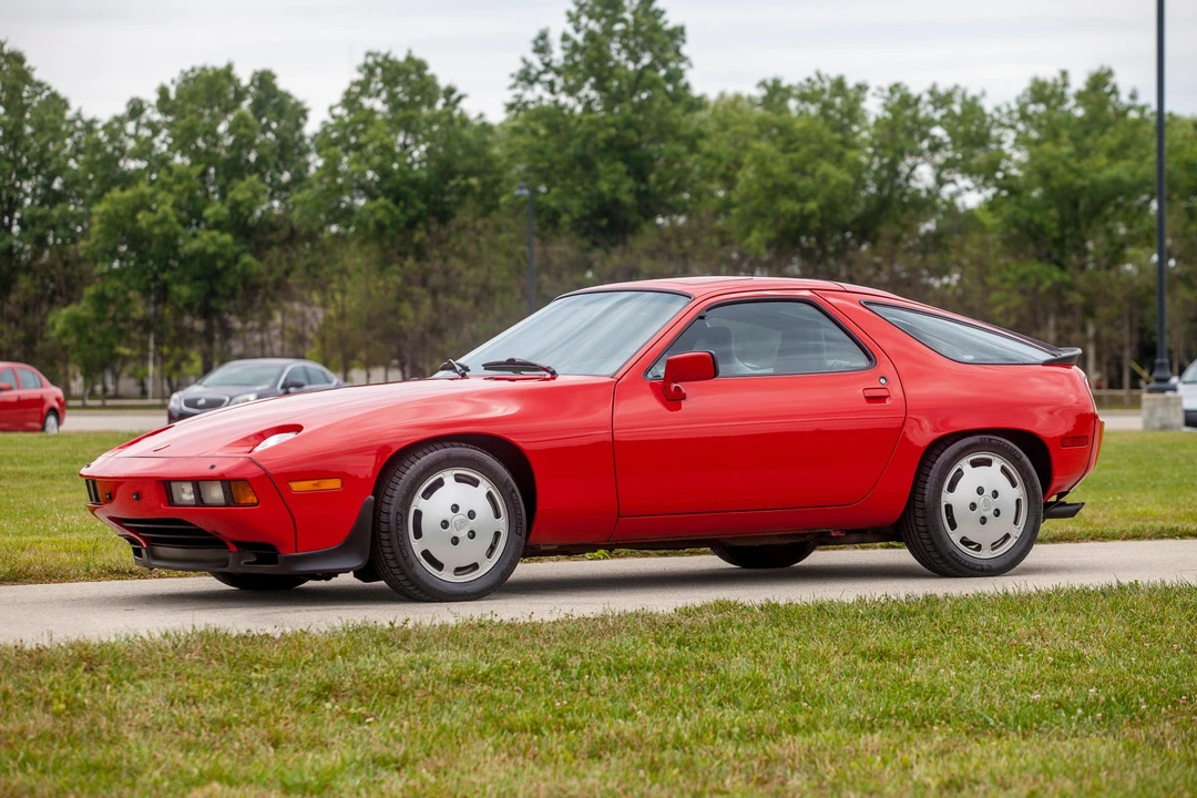 1986 Porsche 928 S - Image 5 of 31