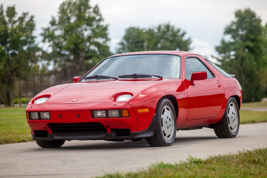 1986 Porsche 928 S - Image 2 of 31