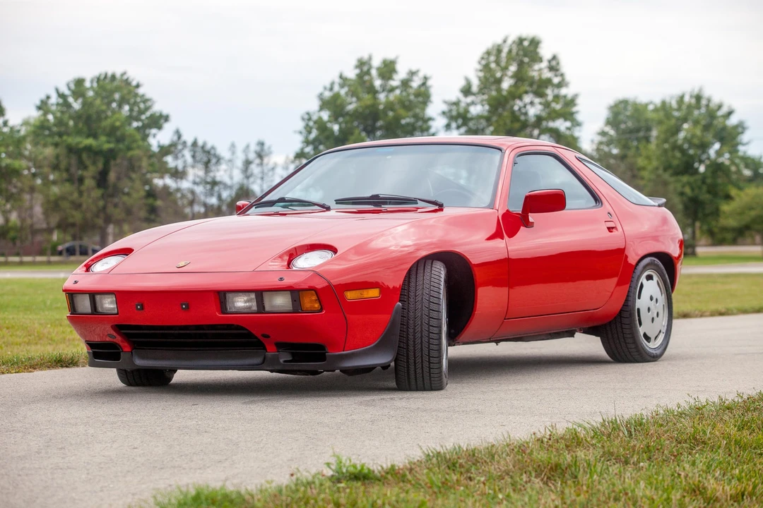 1986 Porsche 928 S - Image 3 of 31