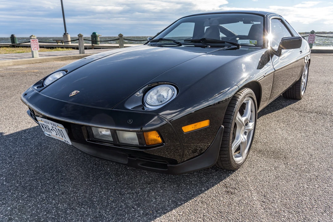 1986 Porsche 928 S - Image 2 of 31