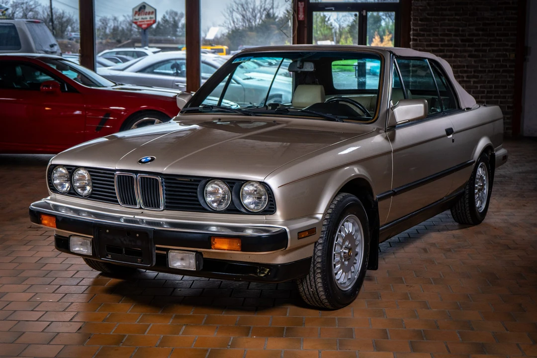1987 BMW E30 3 Series - Image 25 of 31