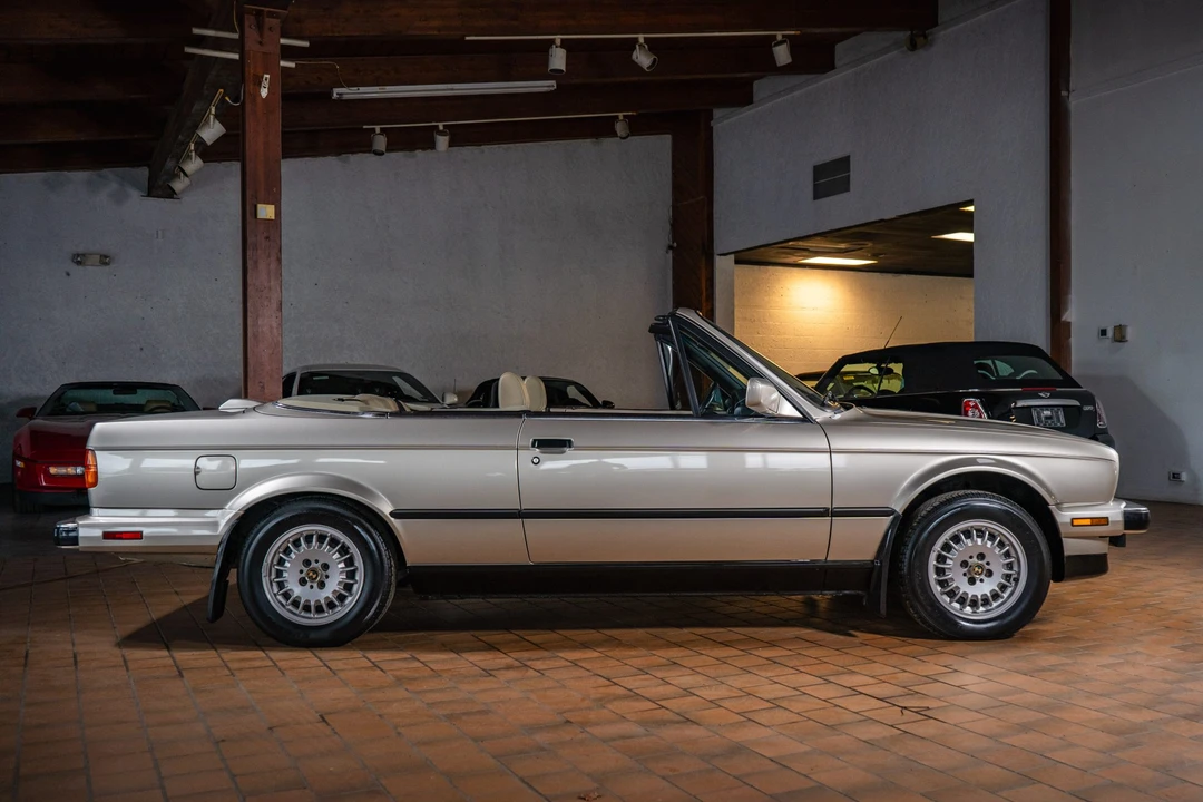 1987 BMW E30 3 Series - Image 12 of 31