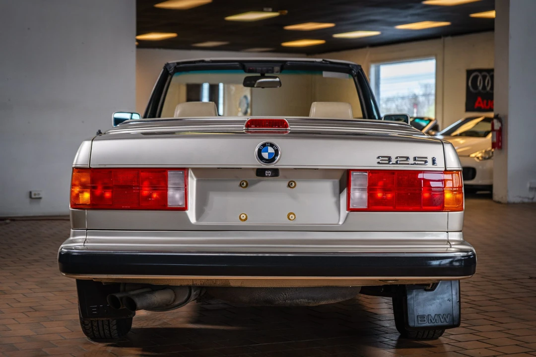 1987 BMW E30 3 Series - Image 18 of 31