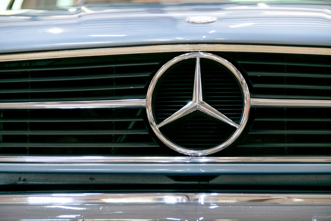 1987 Mercedes-Benz C126 S-Class Coupe - Image 15 of 31