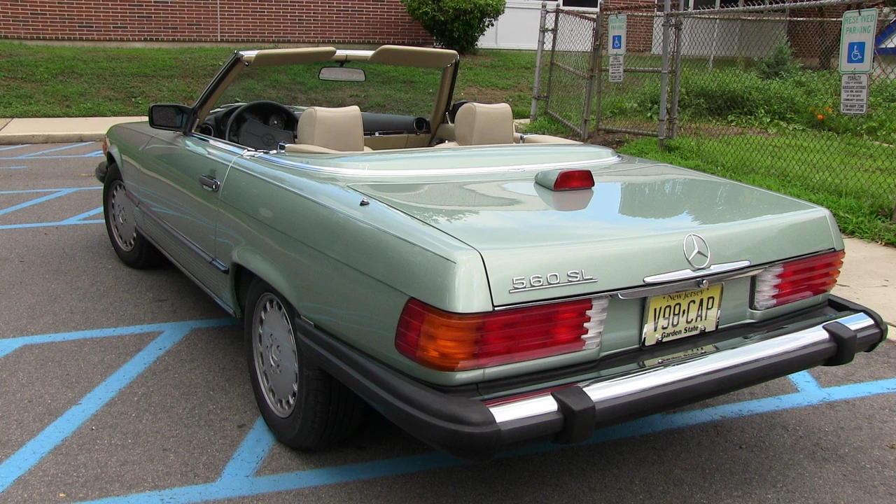1987 Mercedes-Benz R107 SL-Class - Image 5 of 31