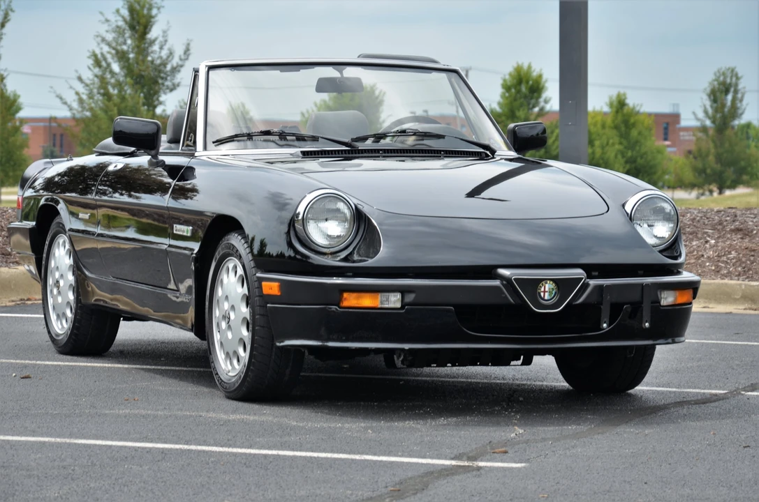 1988 Alfa Romeo Series 3 - Image 10 of 31