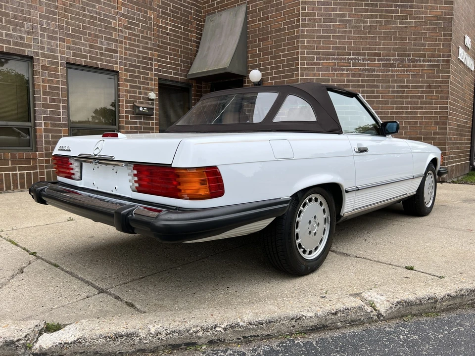 1988 Mercedes-Benz R107 SL-Class - Image 11 of 31