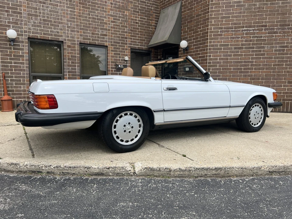 1988 Mercedes-Benz R107 SL-Class - Image 24 of 31