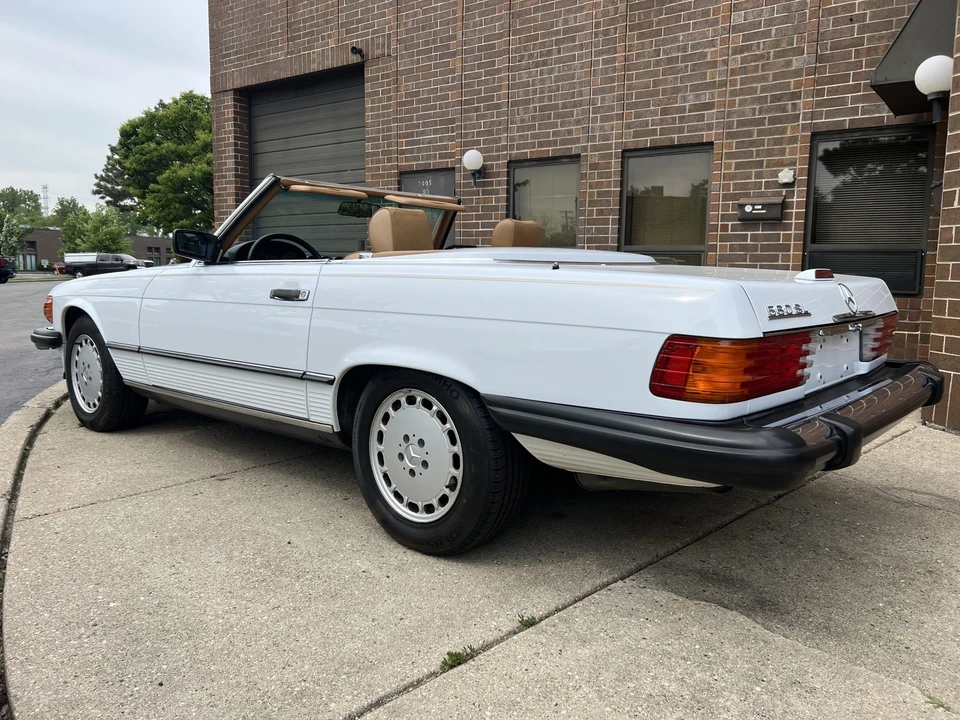 1988 Mercedes-Benz R107 SL-Class - Image 21 of 31