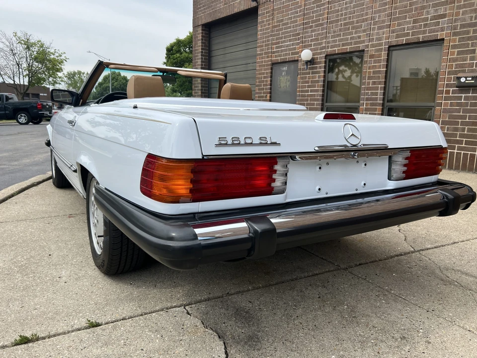 1988 Mercedes-Benz R107 SL-Class - Image 22 of 31