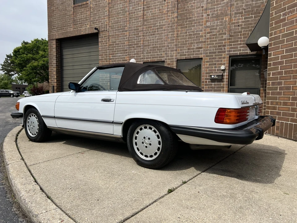 1988 Mercedes-Benz R107 SL-Class - Image 8 of 31