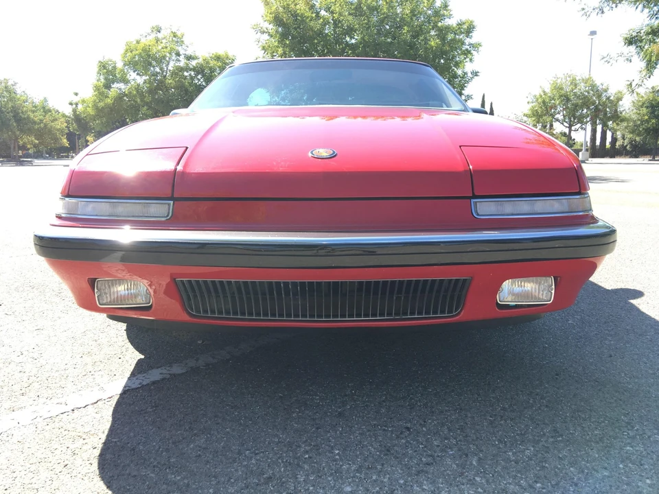 1989 Buick Reatta - Image 28 of 31