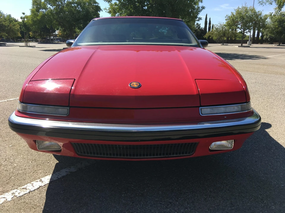1989 Buick Reatta - Image 29 of 31