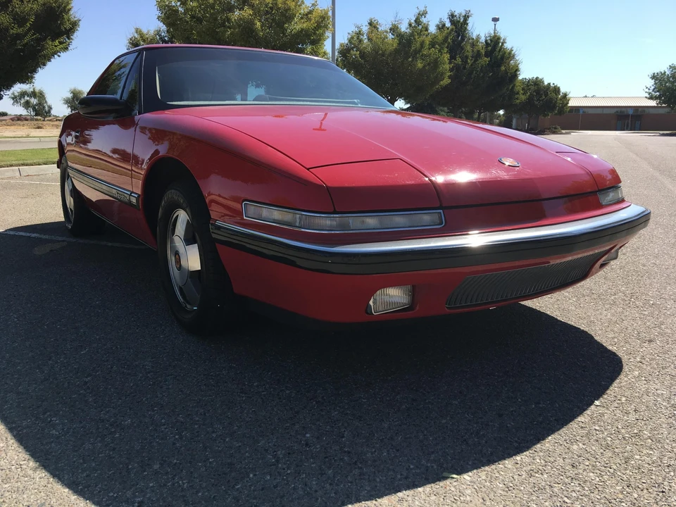 1989 Buick Reatta - Image 31 of 31
