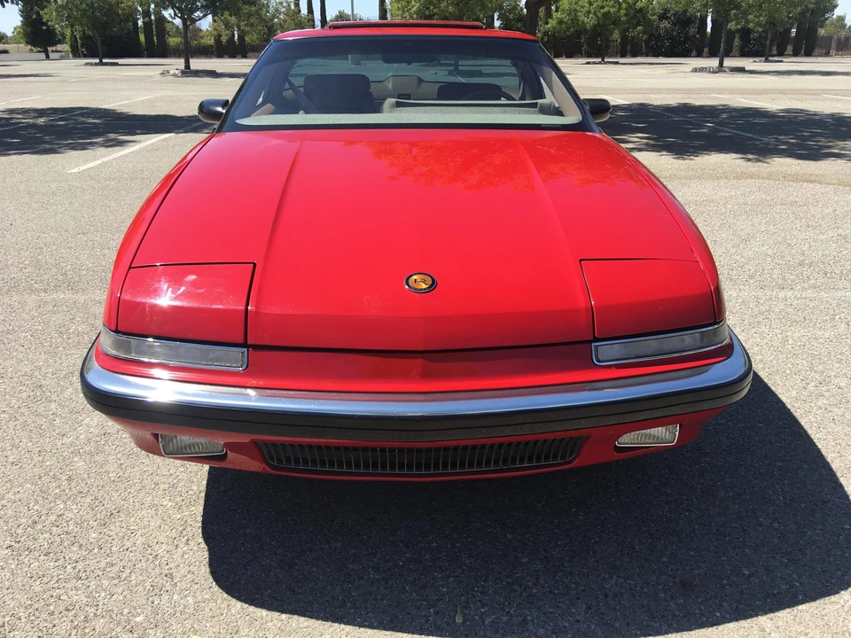 1989 Buick Reatta - Image 6 of 31