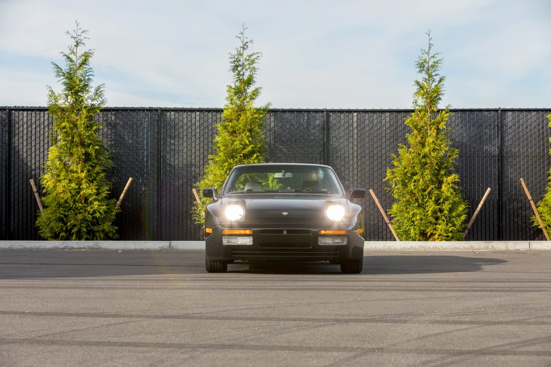 1989 Porsche 944 S2 - Image 7 of 31