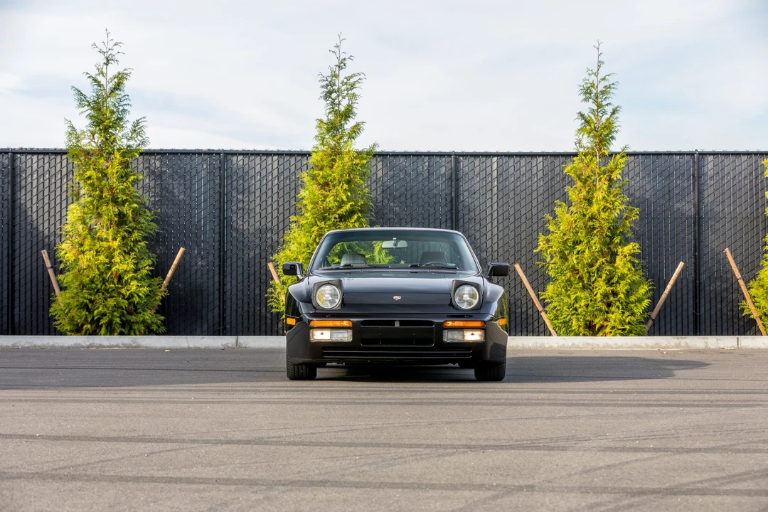 1989 Porsche 944 S2 - Image 3 of 31