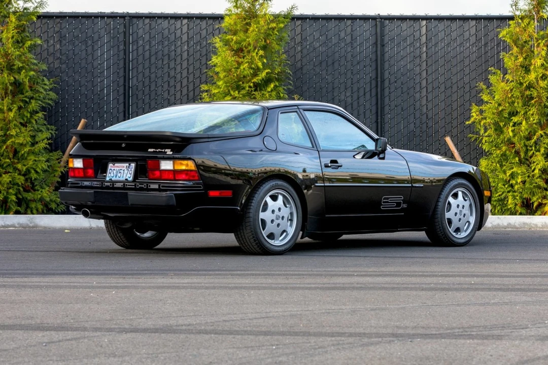 1989 Porsche 944 S2 - Image 4 of 31