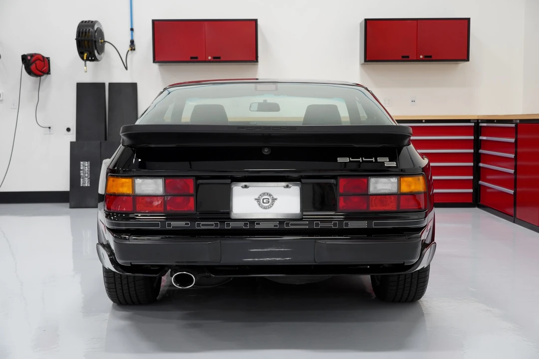 1989 Porsche 944 S2 - Image 20 of 31