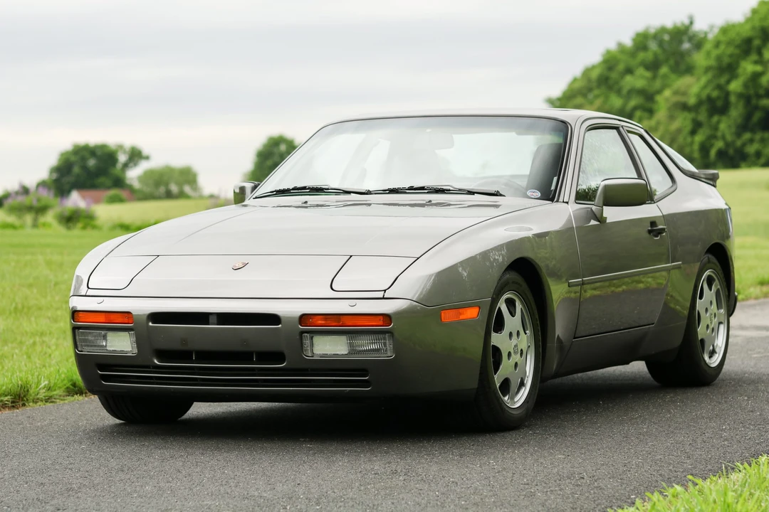 1989 Porsche 944 Turbo - Image 5 of 31