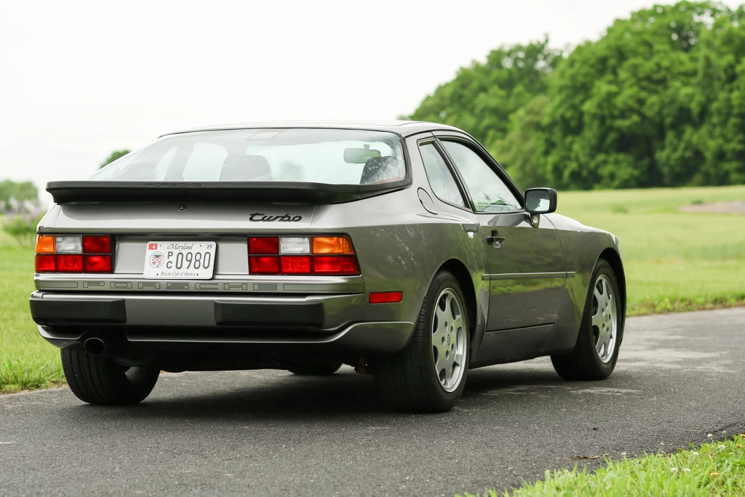 1989 Porsche 944 Turbo - Image 19 of 31
