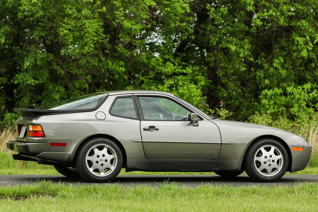 1989 Porsche 944 Turbo - Image 23 of 31