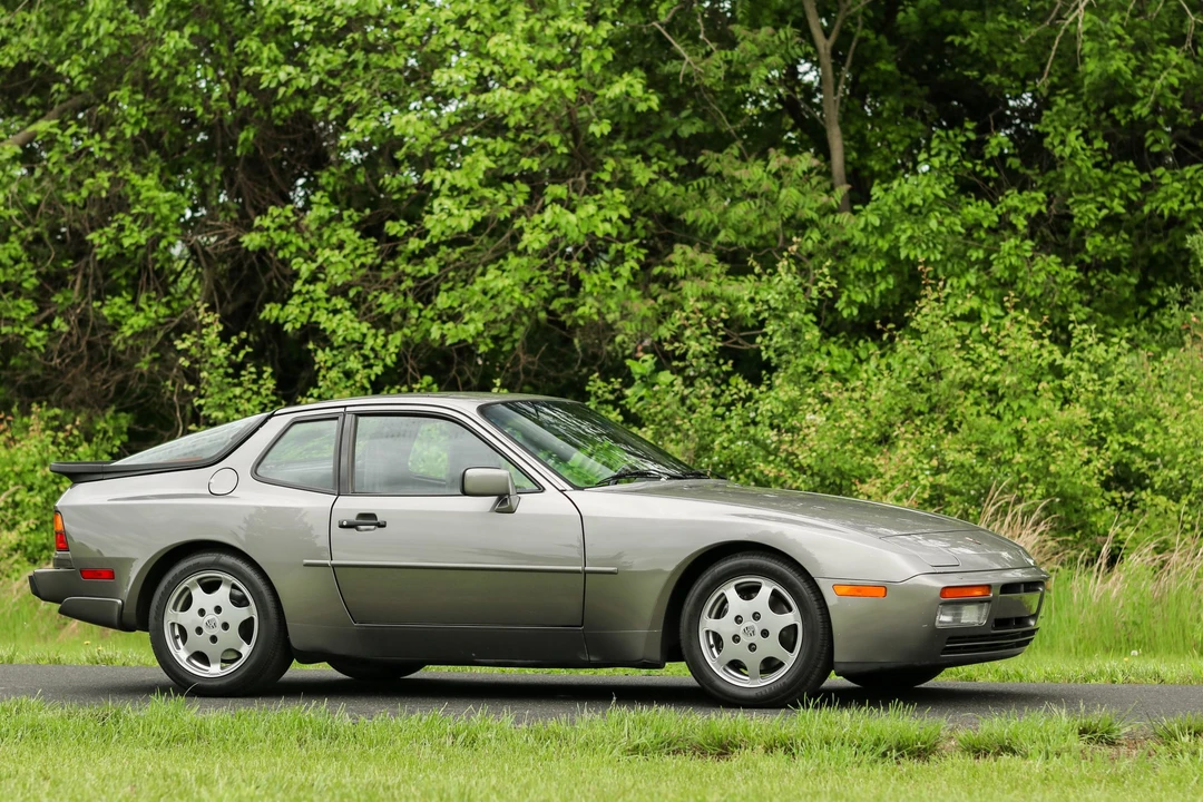 1989 Porsche 944 Turbo - Image 25 of 31