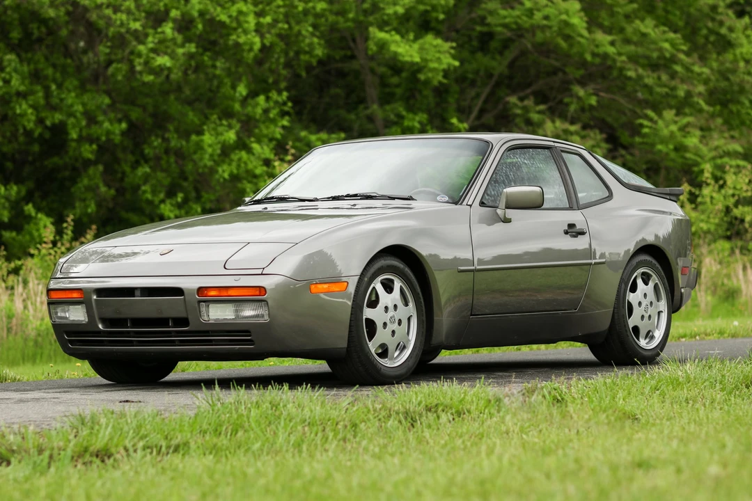 1989 Porsche 944 Turbo - Image 6 of 31