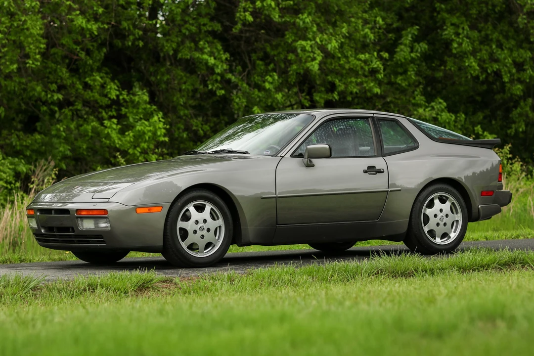 1989 Porsche 944 Turbo - Image 8 of 31