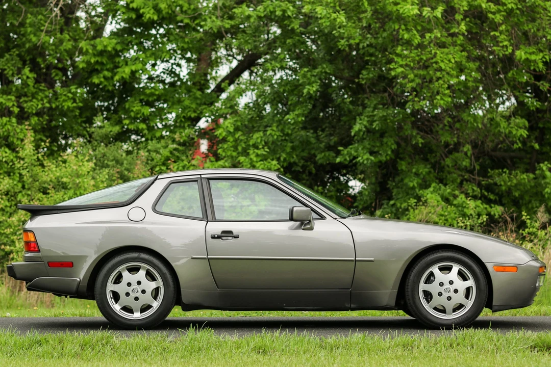 1989 Porsche 944 Turbo - Image 24 of 31