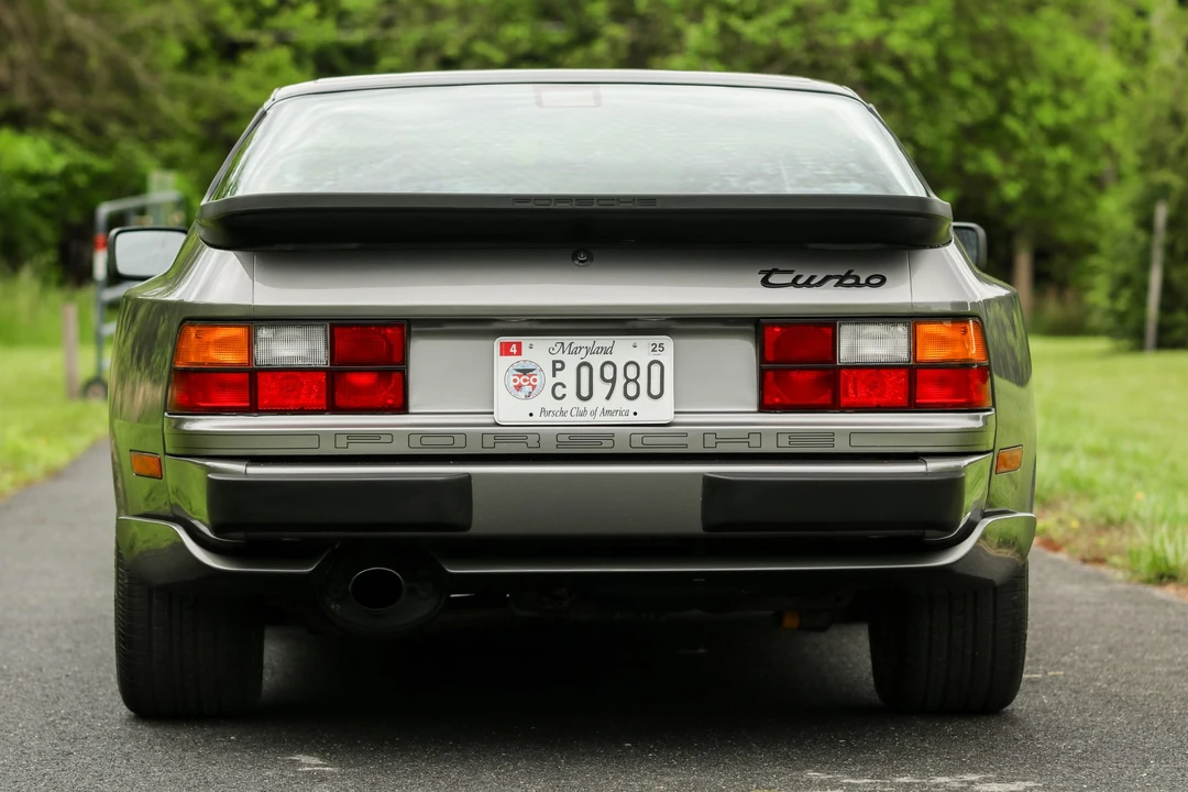 1989 Porsche 944 Turbo - Image 18 of 31