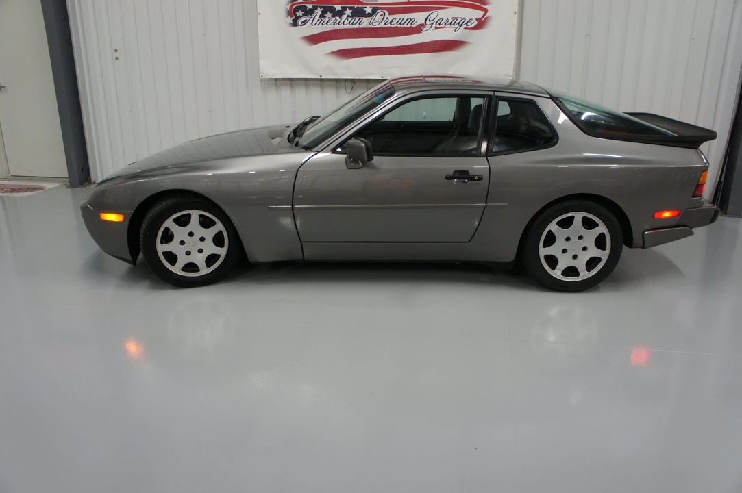 1989 Porsche 944 Turbo - Image 20 of 31