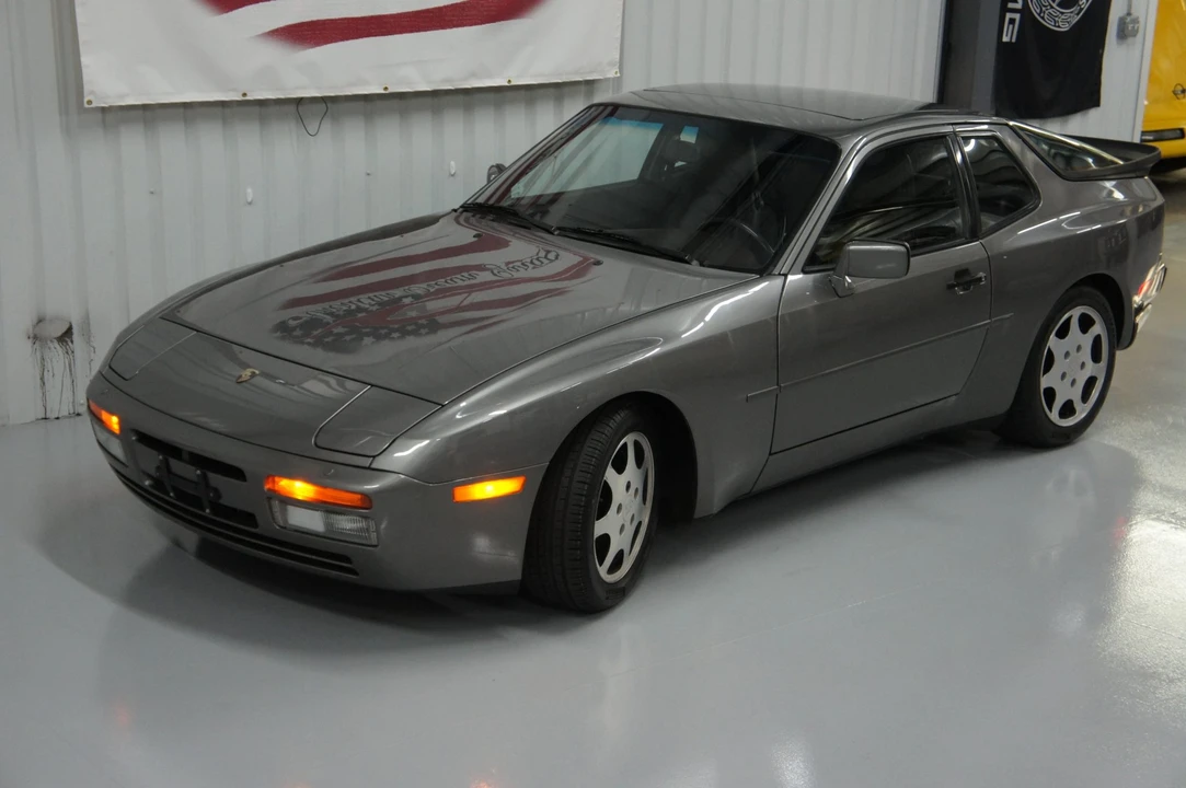 1989 Porsche 944 Turbo - Image 18 of 31