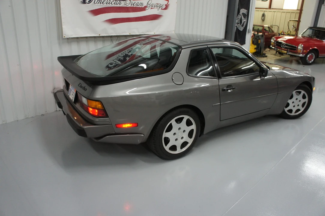 1989 Porsche 944 Turbo - Image 29 of 31