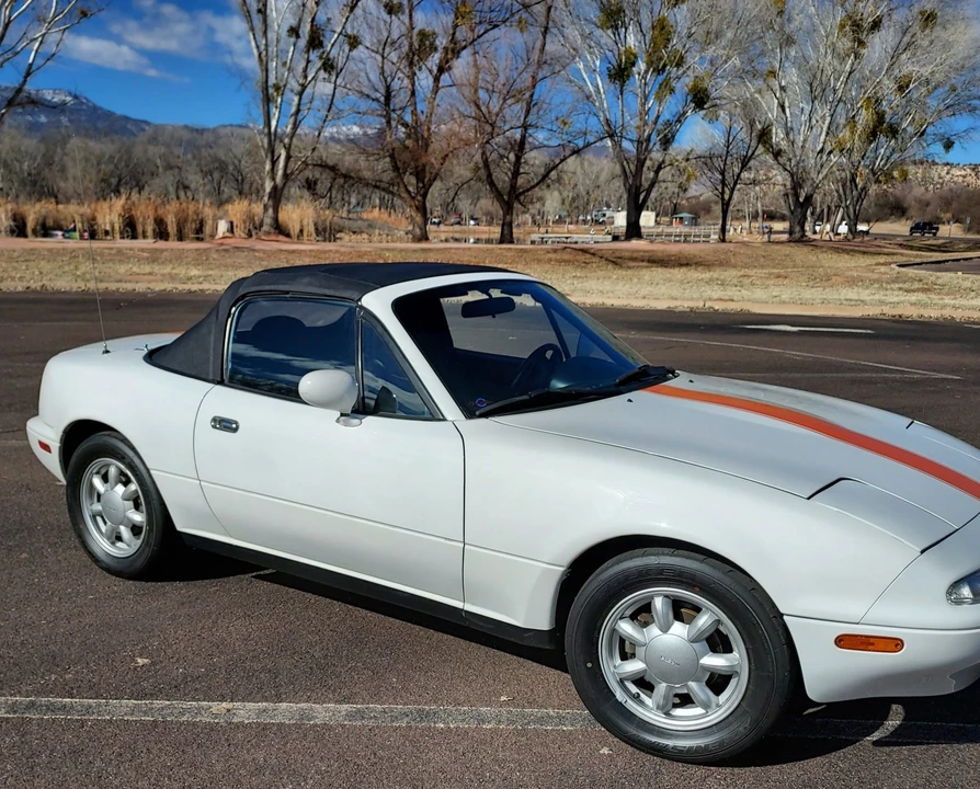1990 Mazda NA MX-5 Miata - Image 19 of 31