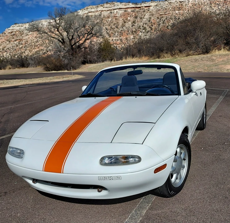 1990 Mazda NA MX-5 Miata - Image 3 of 31