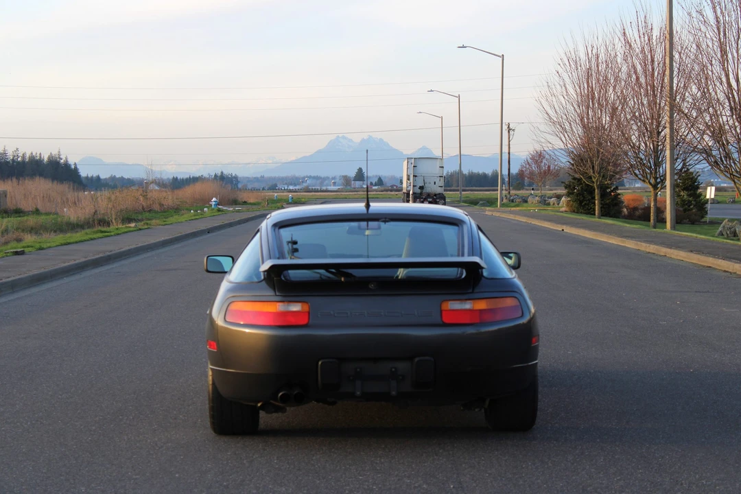 1990 Porsche 928 GT - Image 22 of 31