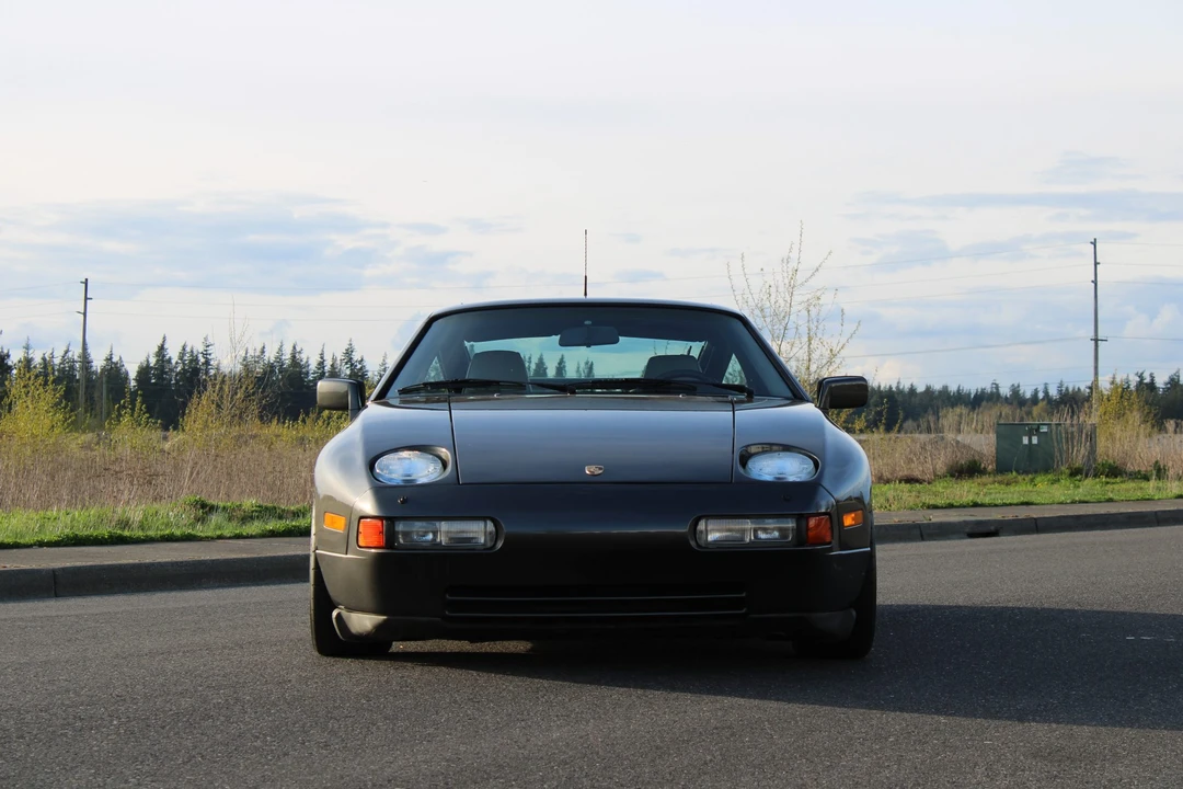 1990 Porsche 928 GT - Image 9 of 31