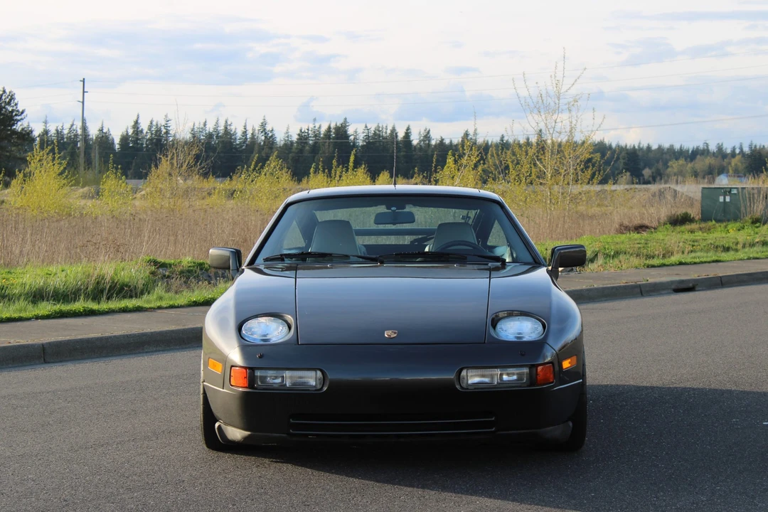 1990 Porsche 928 GT - Image 10 of 31