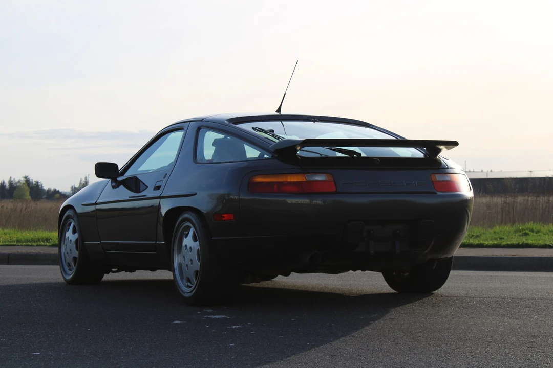 1990 Porsche 928 GT - Image 23 of 31