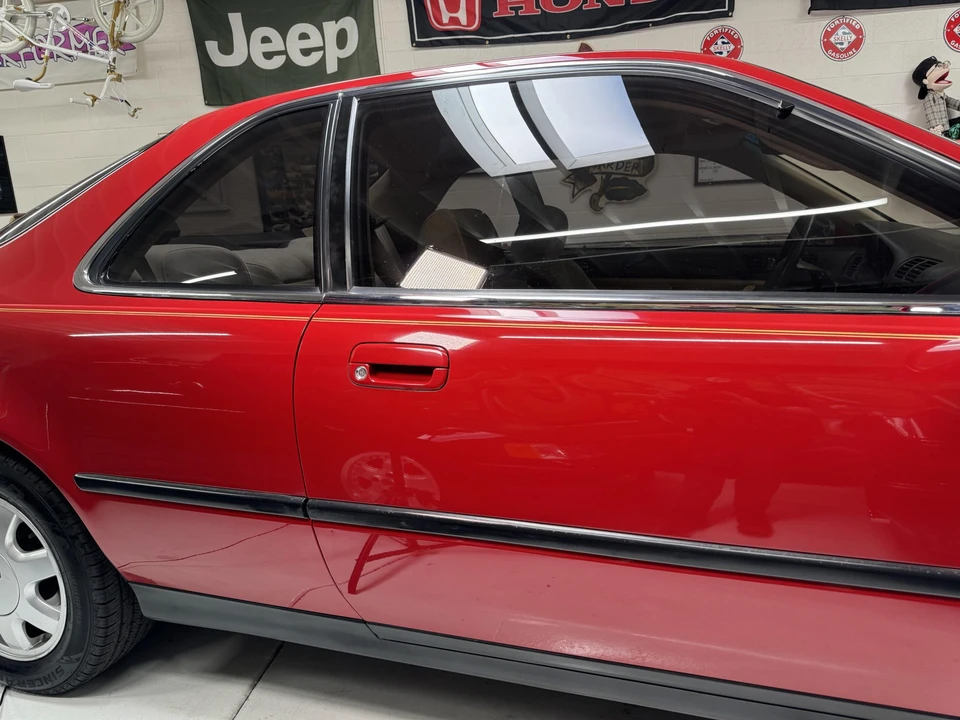 1991 Acura Legend 2nd Gen - Image 31 of 31
