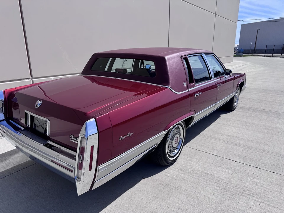 1991 Cadillac Brougham - Image 7 of 31