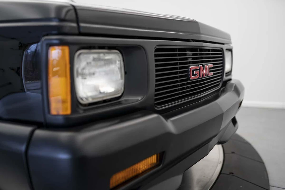 1991 GMC Syclone - Image 19 of 31