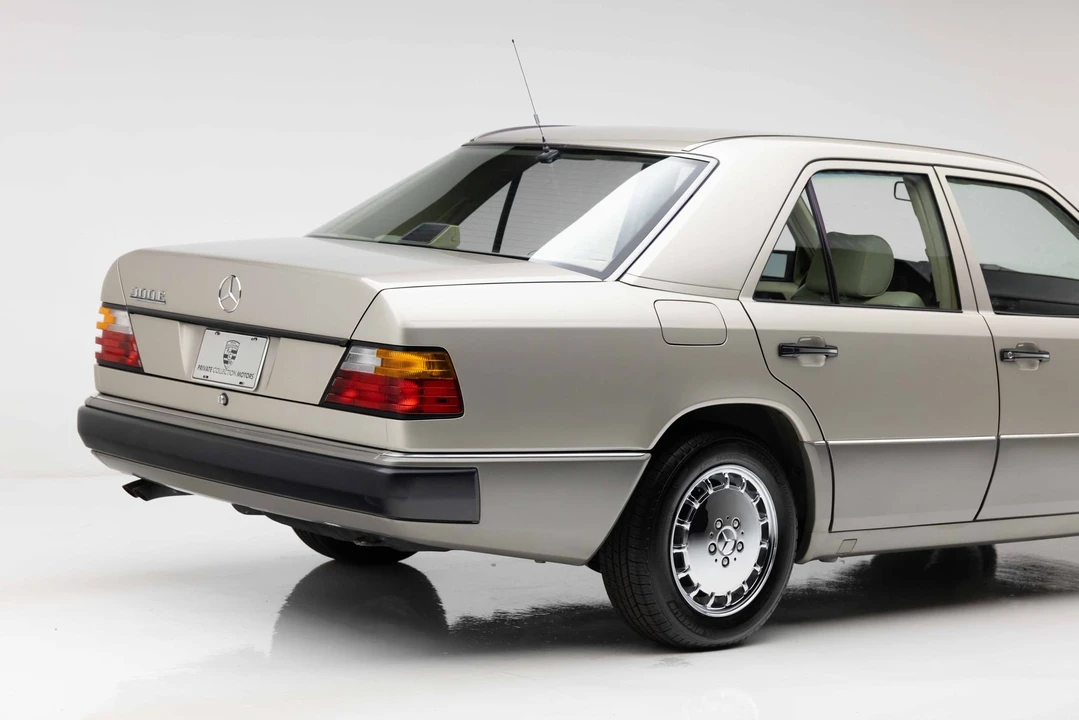 1991 Mercedes-Benz W124 E-Class - Image 17 of 31