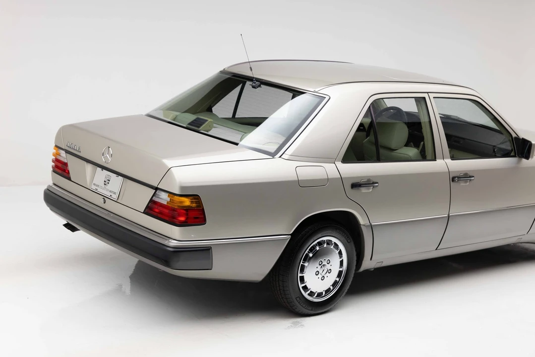 1991 Mercedes-Benz W124 E-Class - Image 18 of 31