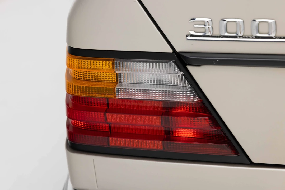 1991 Mercedes-Benz W124 E-Class - Image 19 of 31