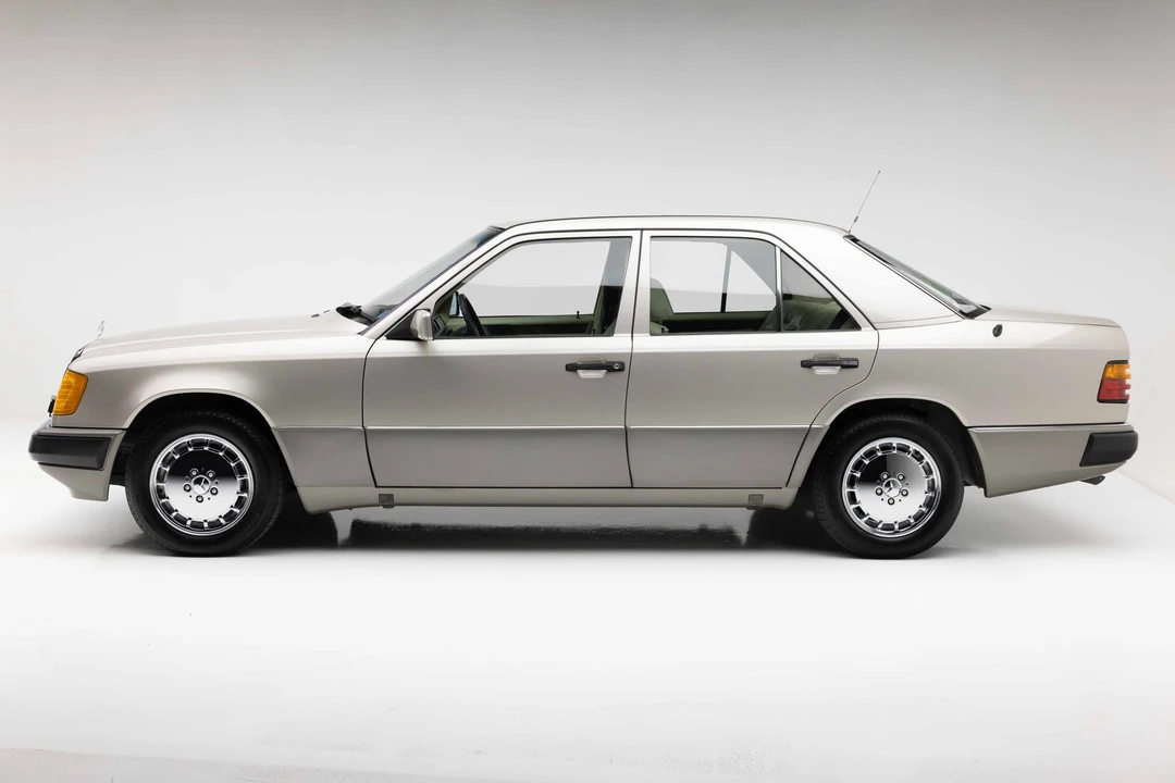 1991 Mercedes-Benz W124 E-Class - Image 11 of 31