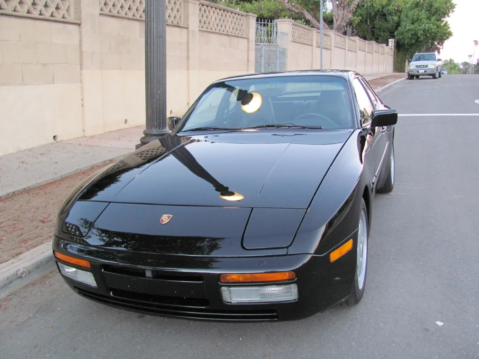 1991 Porsche 944 S2 - Image 24 of 31